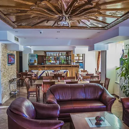 Bariakov Family Hotel 3*